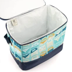 Volkswagen Beach Family Cooler Bag 25 Ltr -Vago Camping Shop ol0155.2