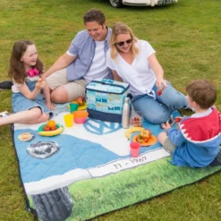 Volkswagen Beach Family Cooler Bag 25 Ltr -Vago Camping Shop ol0155.6